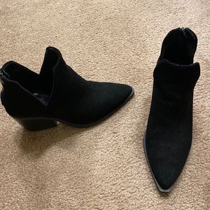Vince Camuto booties